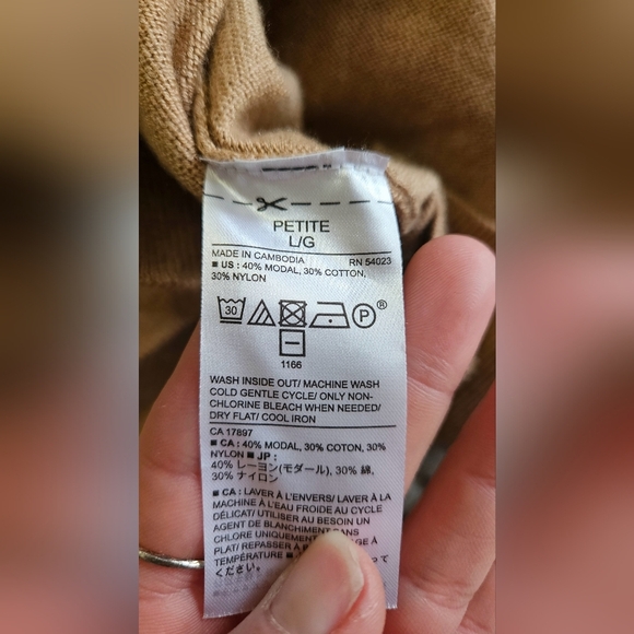 BANANA REPUBLIC Racerback Sweater Tank In light brown/tan. Size LP NWT - Picture 11 of 12